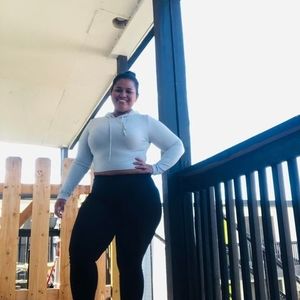 Meet your Posher, Jesseysita